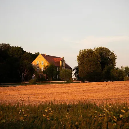 Modernes, Neu Ausgestattetes Mitten In Der Natur, Mit 2 Schlafzimmern * Niederdorla
